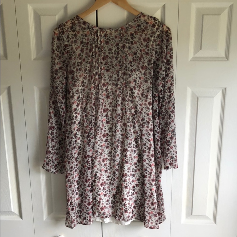 Floral shift dress